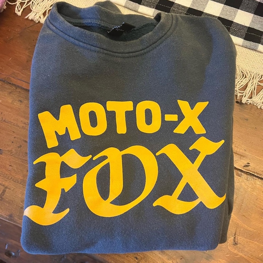Moto fox crew
